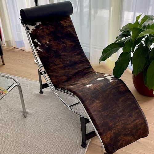 ル・コルビジェ/LC4シェーズロング【ポニースキン・スティールライン