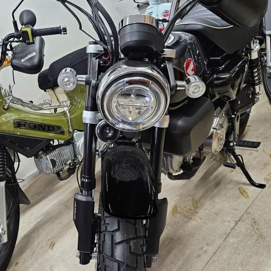 JMAX製 HONDA モンキー125 用 フロントフェンダー（ブラック）