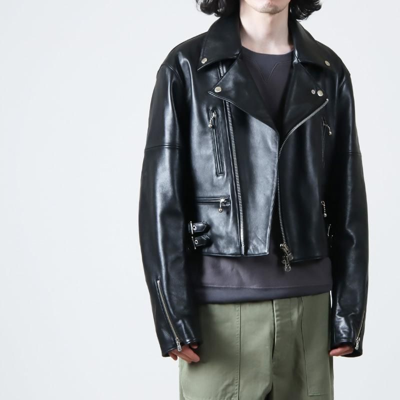 TAKAHIROMIYASHITATheSoloist. (タカヒロミヤシタザソロイスト) two