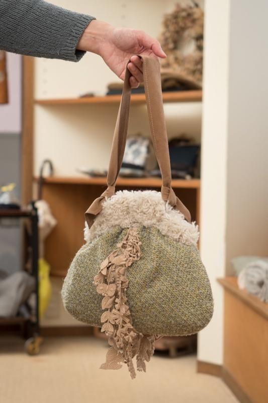 mina perhonen×hitomi shinoyama design がま口バッグ -forest parade