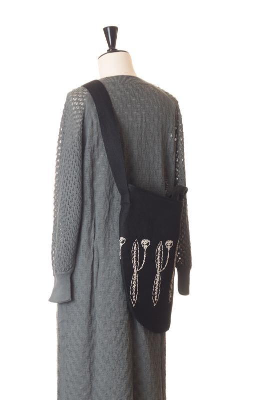 ミナペルホネン developpe ショルダーバッグ ラージサイズ - ミナ