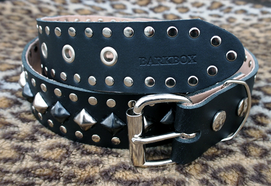 ウェンディーズ ベルト レザー スタッズ BARKBOX コラボレーション