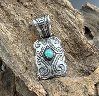 Navajo Wilford B Henry Morenci Turquoise Sand Cast Ring - 練馬の