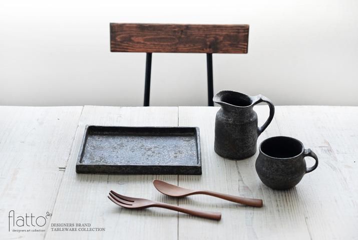 安福由美子｜錆ピッチャ―（中）｜作家のうつわ通販｜和食器セレクト