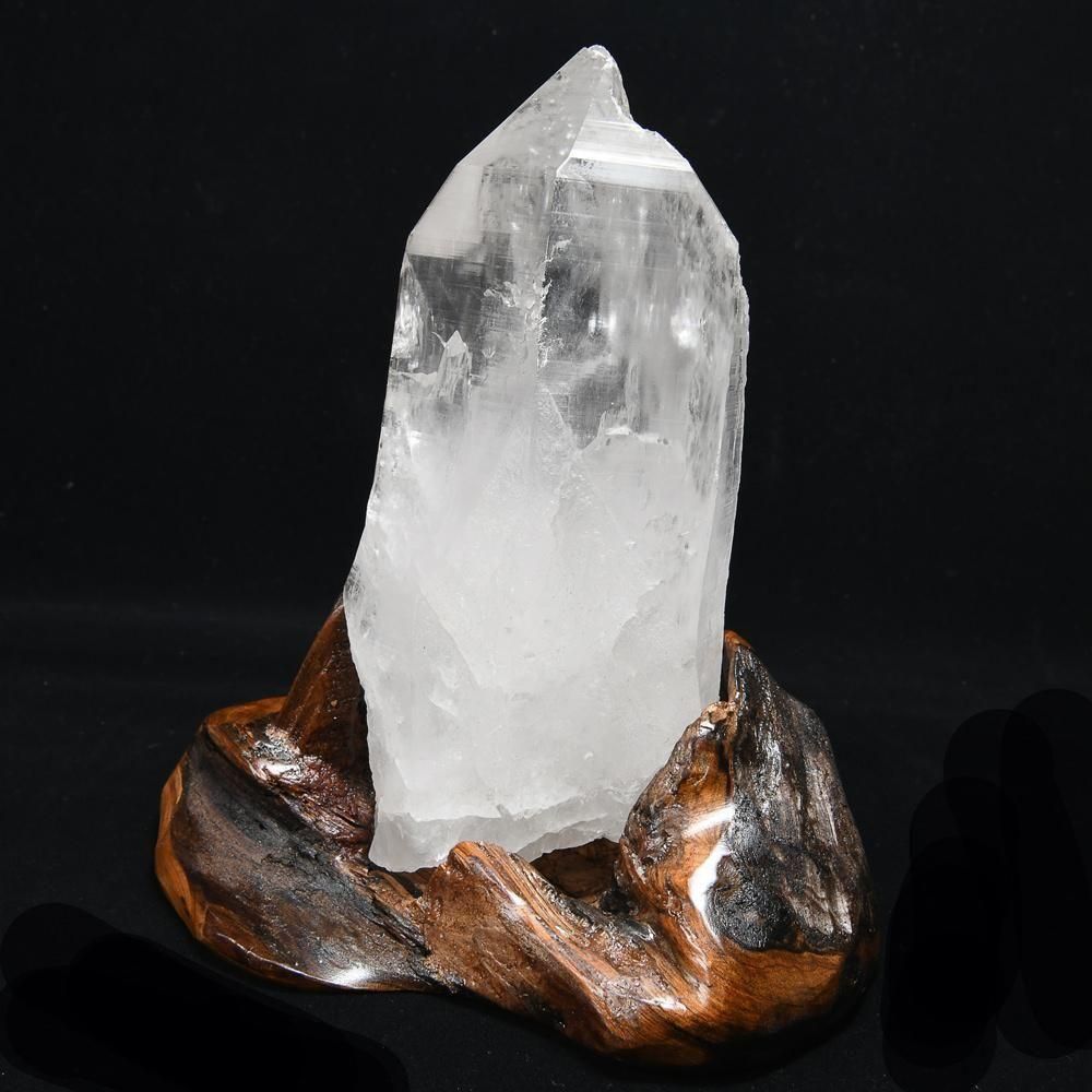 パールヴァティ渓谷産ヒマラヤ水晶 ポイント 1.2kg 屋久杉台座付