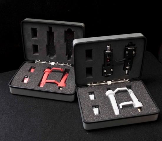 樽屋カートリッジケース/軽量アルミ製/全メーカー4本収納/交換針4本