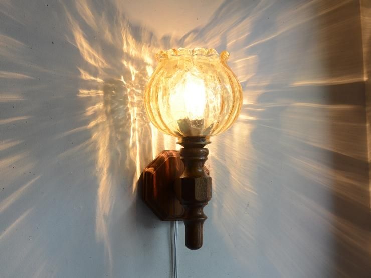 ヴィンテージ デザインガラス 木製ウォールランプ｜アンティーク照明