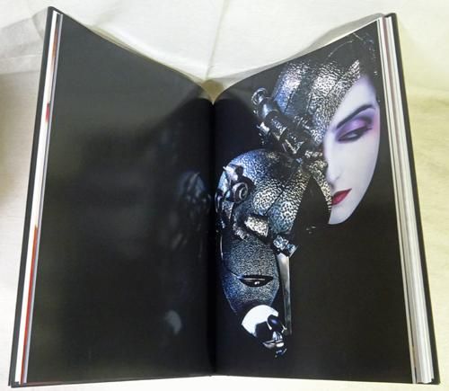 SERGE LUTENS セルジュ・ルタンス - 古本買取販売 ハモニカ古書店 建築