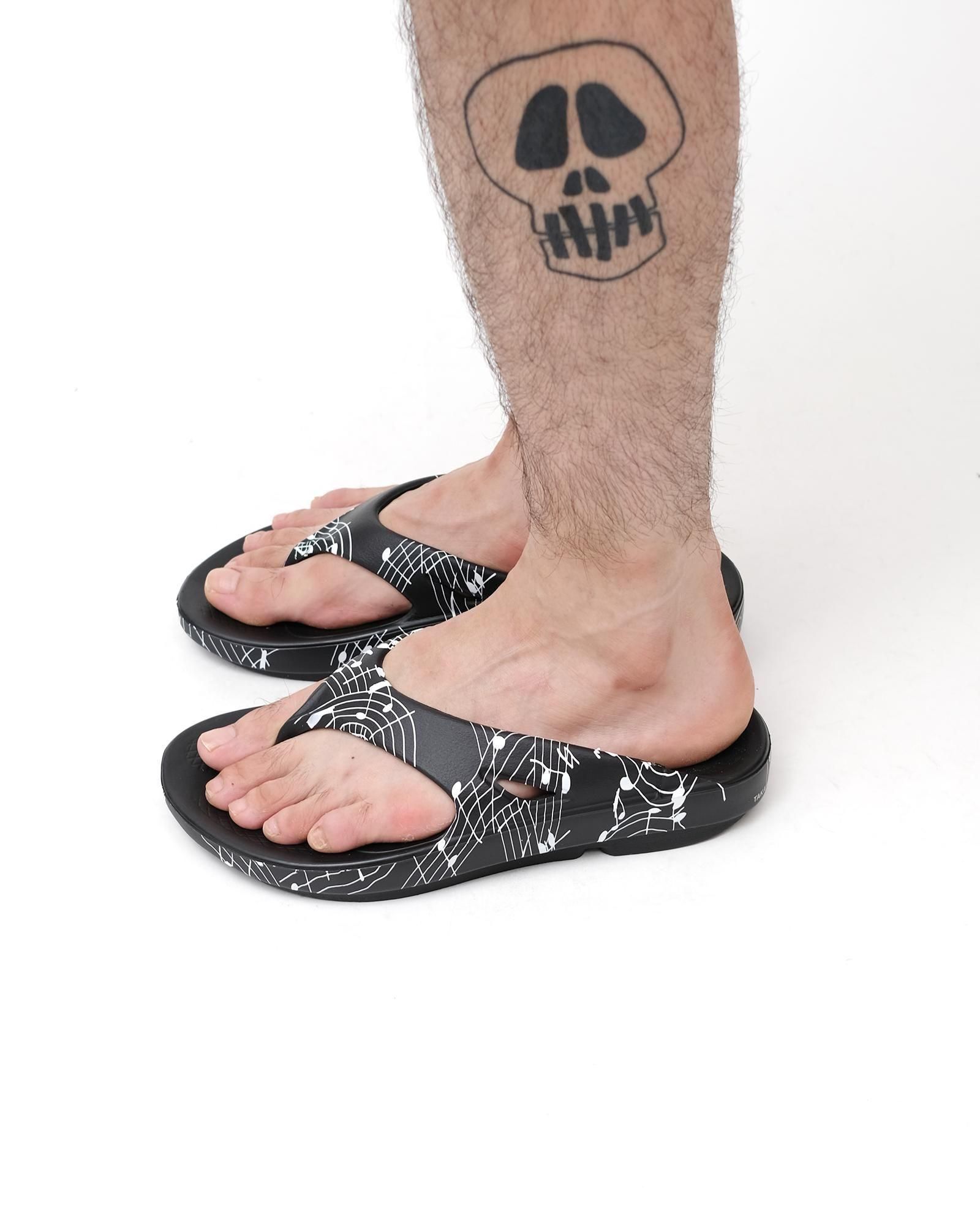 OOFOS × TAKAHIROMIYASHITATheSoloist. flip-flop.(music note) #black