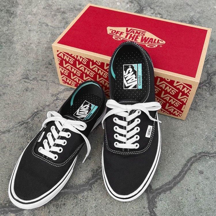 COMFYCUSH AUTHENTIC（コンフィクッシュオーセンティック） - VANS