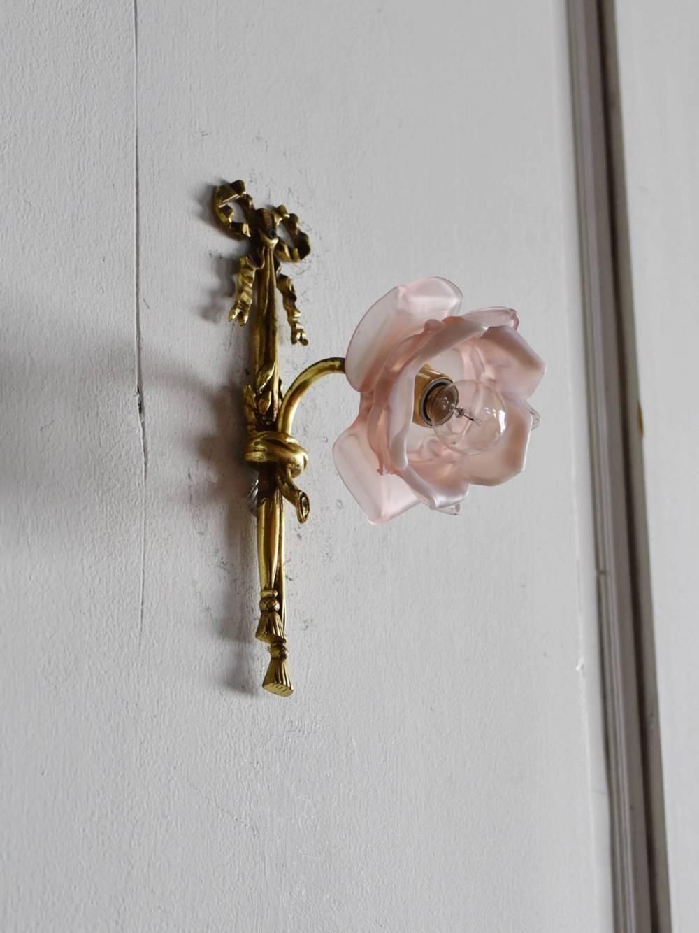 ガラスシェードウォールランプ.リボン フランスアンティーク照明