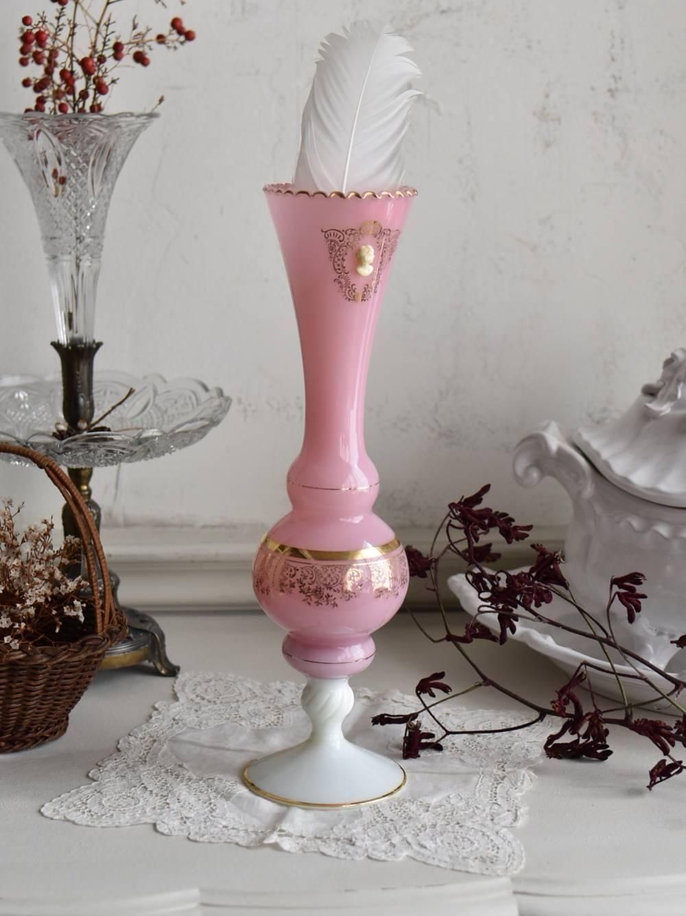 フラワーベース.オパリンガラス2 フランスアンティーク雑貨 花瓶