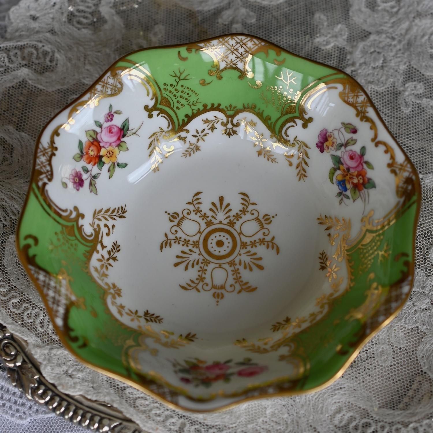 コールポート 1920年代 バットウィング グリーン 小皿をイギリス