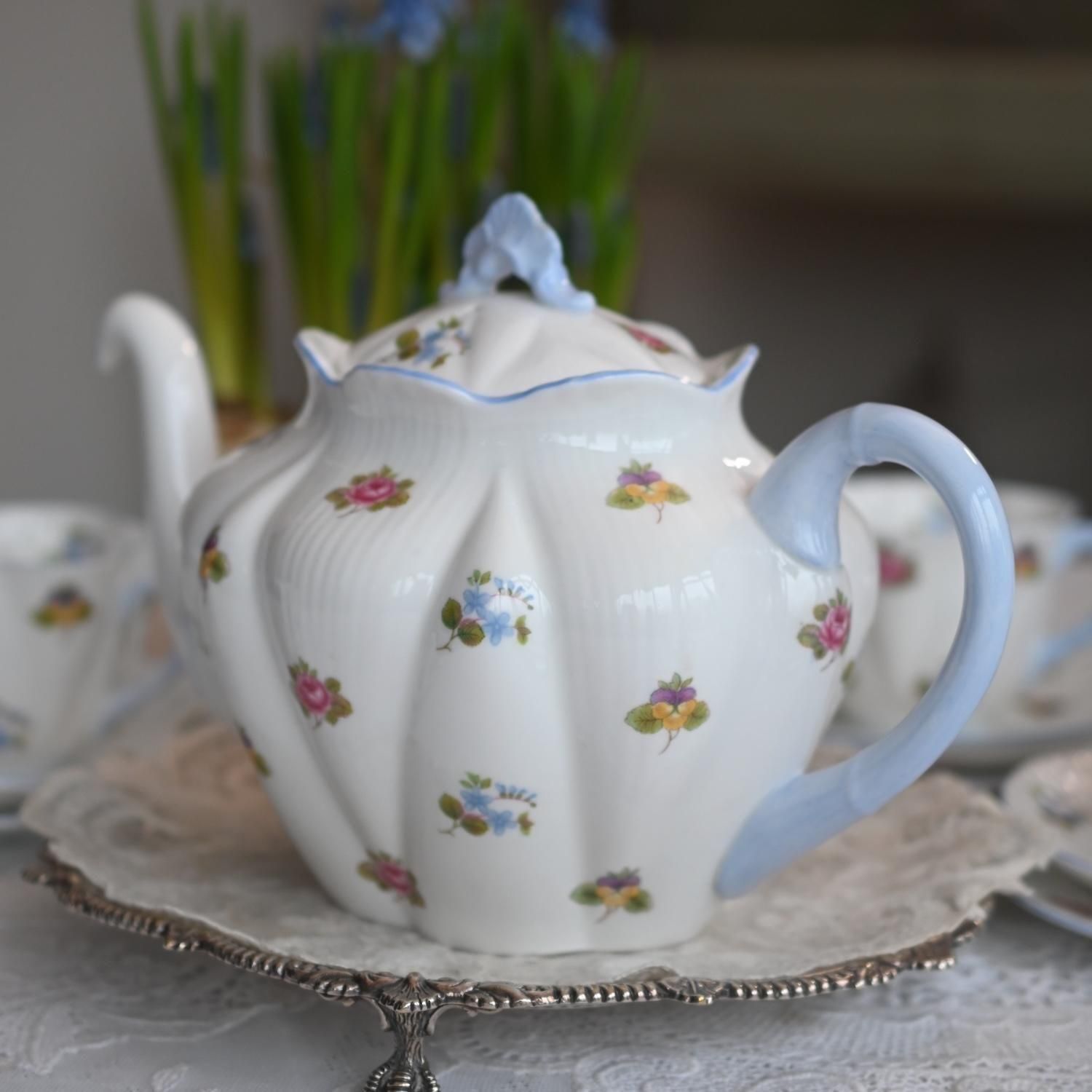 イギリス アンティーク 雑貨を英国コッツウォルズからお届けします