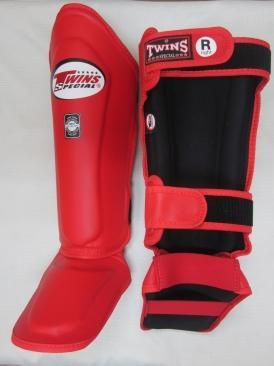 TWINS レッグガード - ボクシンググローブ、ムエタイ、キック、TWINS