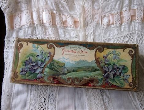 すみれアンティーク紙箱b - 菫埜 Sumireno