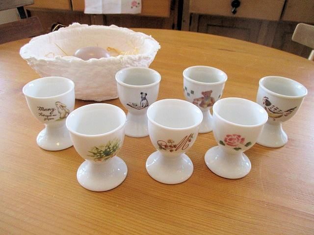 マニーローズ 陶器ル・プティ・デジュネ エッグカップ - 「フランス