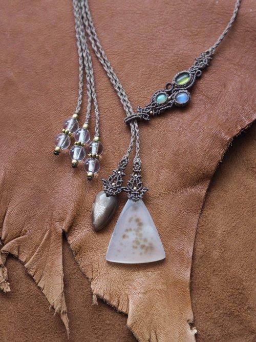 マクラメ編みネックレス ペリドット＆ムーンストーン（インド産