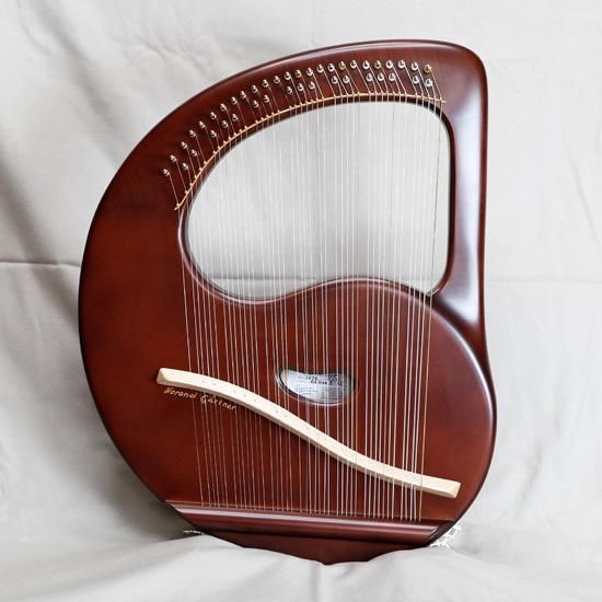 新品ゲルトナー／ソプラノ／42弦 - 楽器ゲルトナーライアーの販売