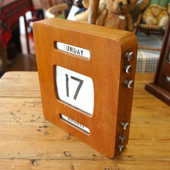 イギリス ヴィンテージ 壁掛けの万年カレンダー バンクカレンダー