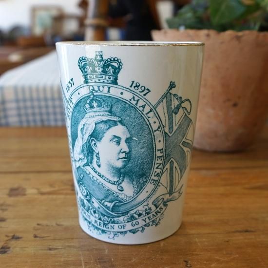 イギリス アンティーク コロネーション ヴィクトリア女王 戴冠60周年