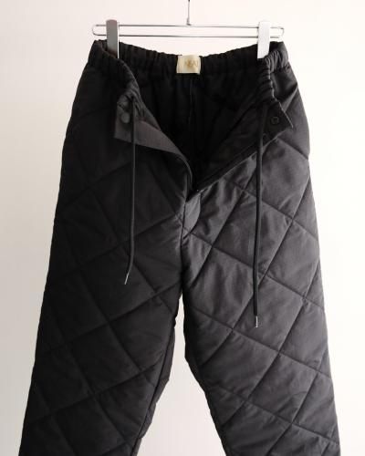 NEAT Rhombus Quilting Track Pants - BLACK - PURAS