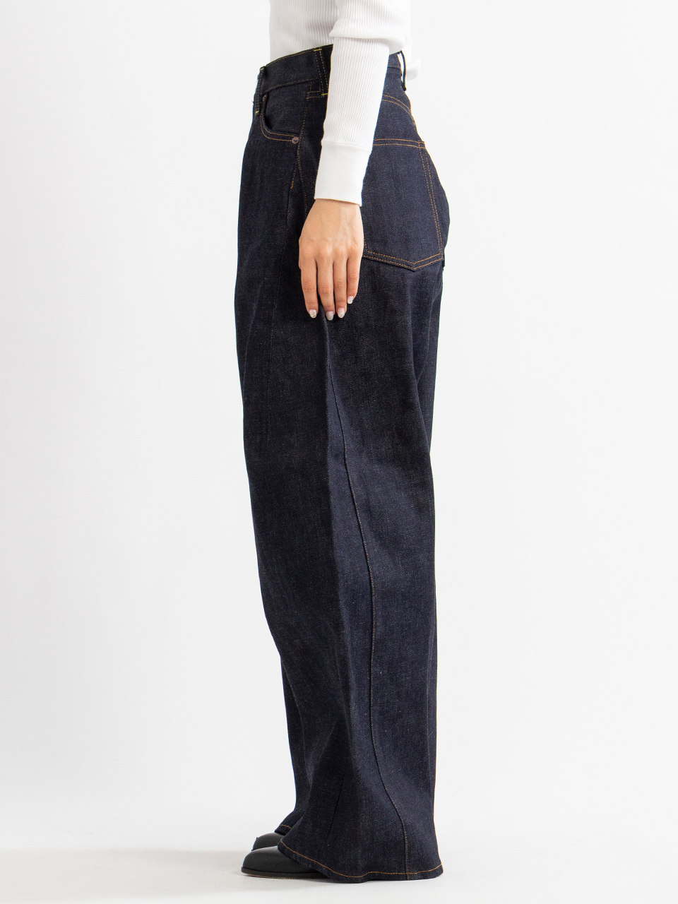 DENIM BARREL LEG JEANS デニムバレルレッグジーンズ-HYKE（ハイク