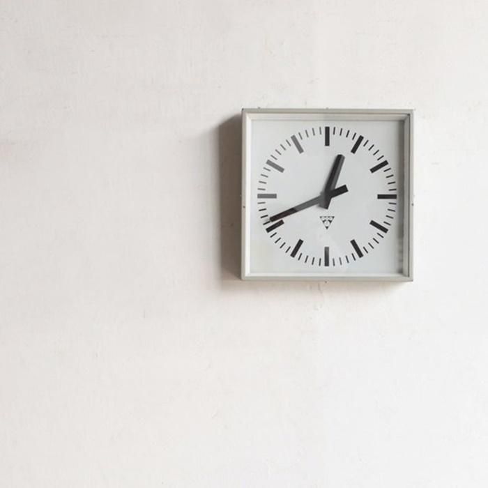 ETW1124｜壁掛け時計/Pragotron（パラゴトロン）ビンテージ雑貨