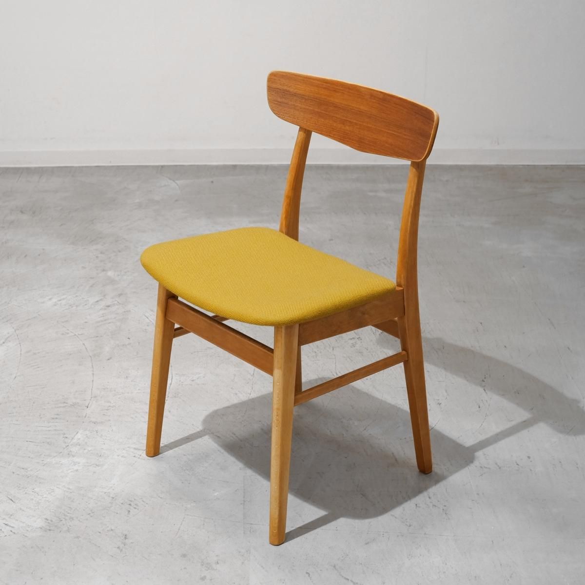 UD18422-1｜ダイニングチェア（チーク＆ビーチ）Farstrup/デンマーク