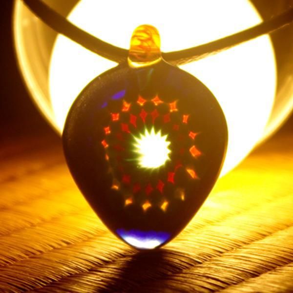 パイレックス ガラスペンダント／ガラスアクセサリー 通販