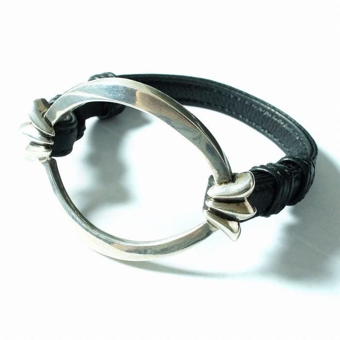 クロムハーツ オープンオーバル レザー ブレスレット / CHROME HEARTS