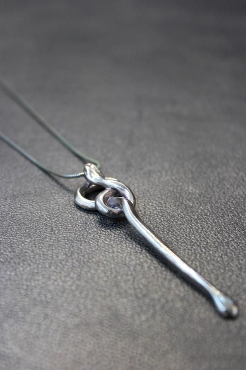 L'Arc～en～Ciel hyde氏着用] gunda [ガンダ] STEALTH NECKLACE