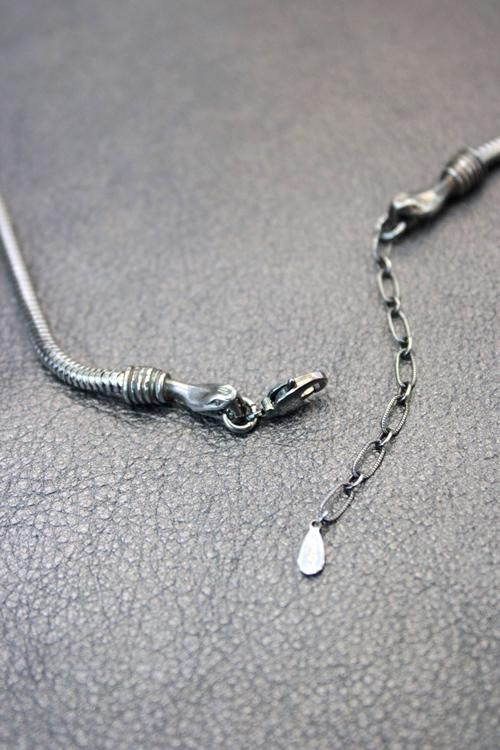 L'Arc～en～Ciel hyde氏着用] gunda [ガンダ] STEALTH BRACELET