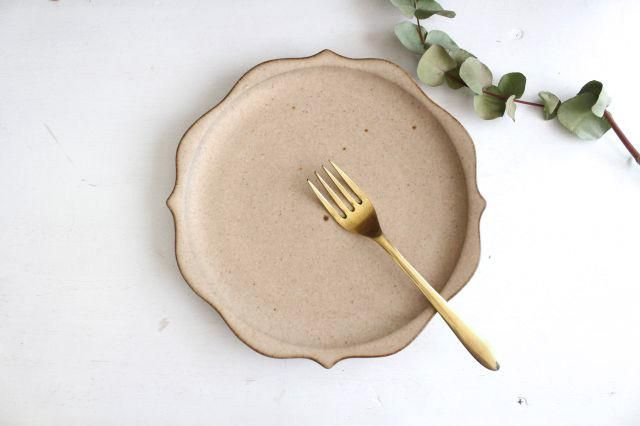 稜花皿｜ピンクベージュ｜陶器｜鯨井円美｜和食器通販｜うちる｜和食器