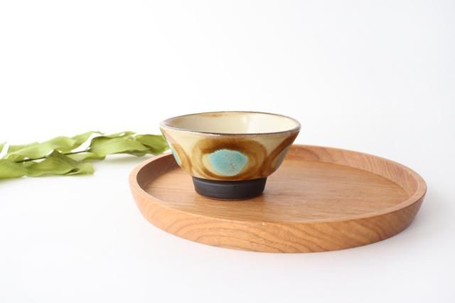 沖縄の自然を感じる！ やちむんのマカイ（お茶碗）10選 - うつわと