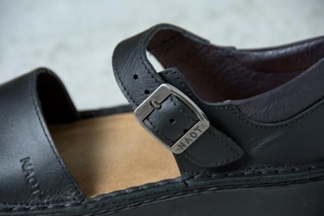 NAOT OLGA オルガ ストラップシューズ Matt Black（黒）｜FRANK暮らし