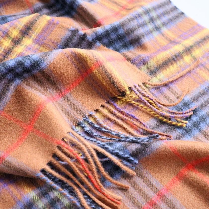 Johnstons of Elgin カシミヤ 中判チェックスカーフ の通販。- AIDA