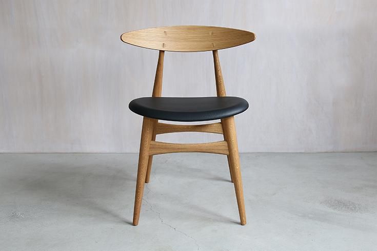 Carl Hansen & Son（カール・ハンセン＆サン社） Hans J. Wegner CH33P