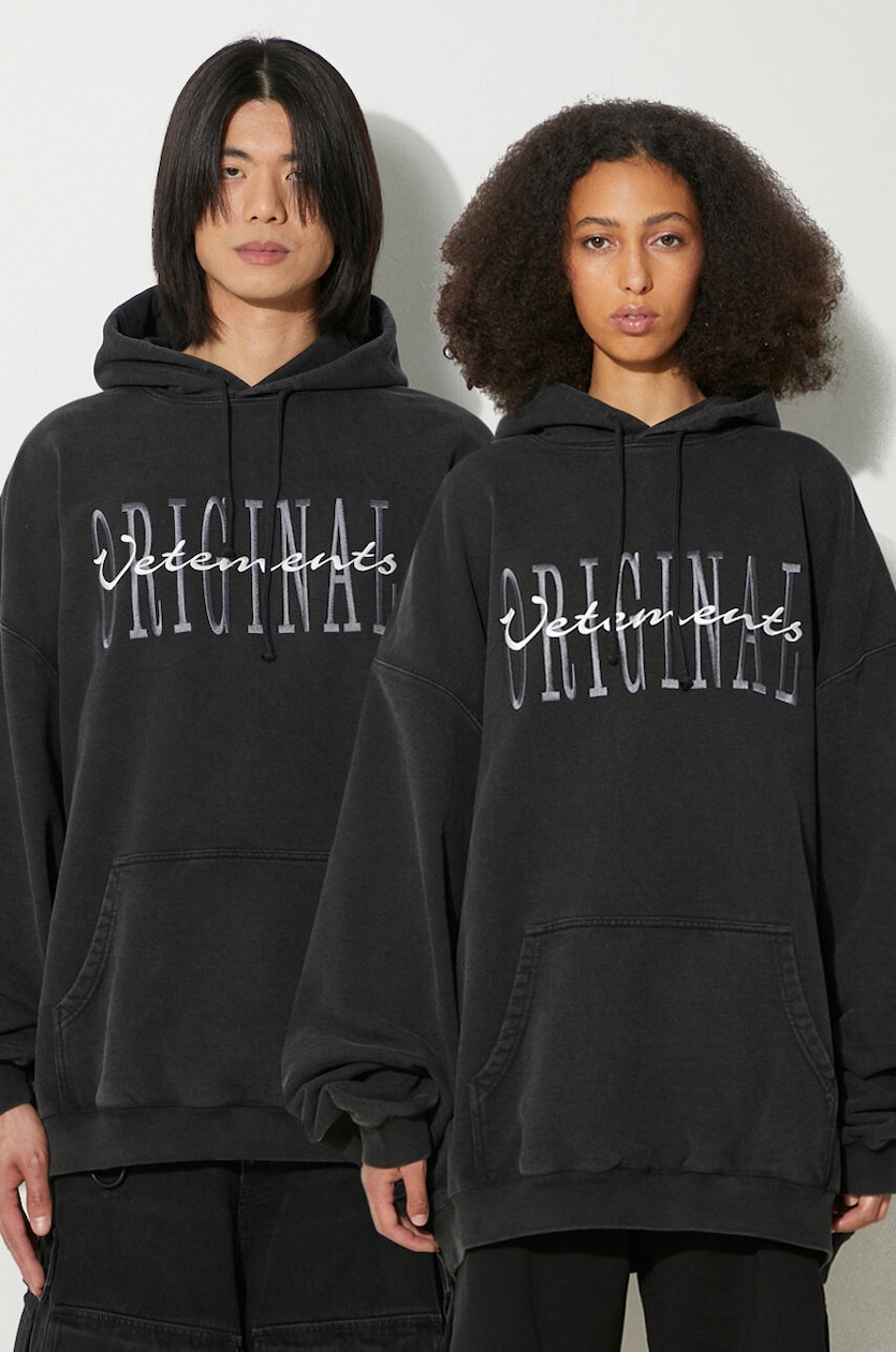 VETEMENTS sweatshirt Paris Logo Hoodie PRM EU