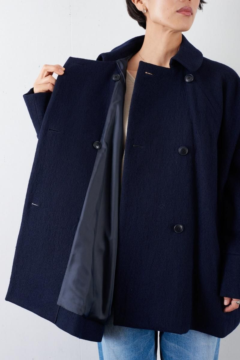 Veritecoeur (ヴェリテクール) トラピーズラインショートコート VC1757