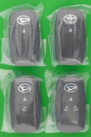 ダイハツ&OEMのトヨタキーフリーリモコン（スマートキー）未使用・未