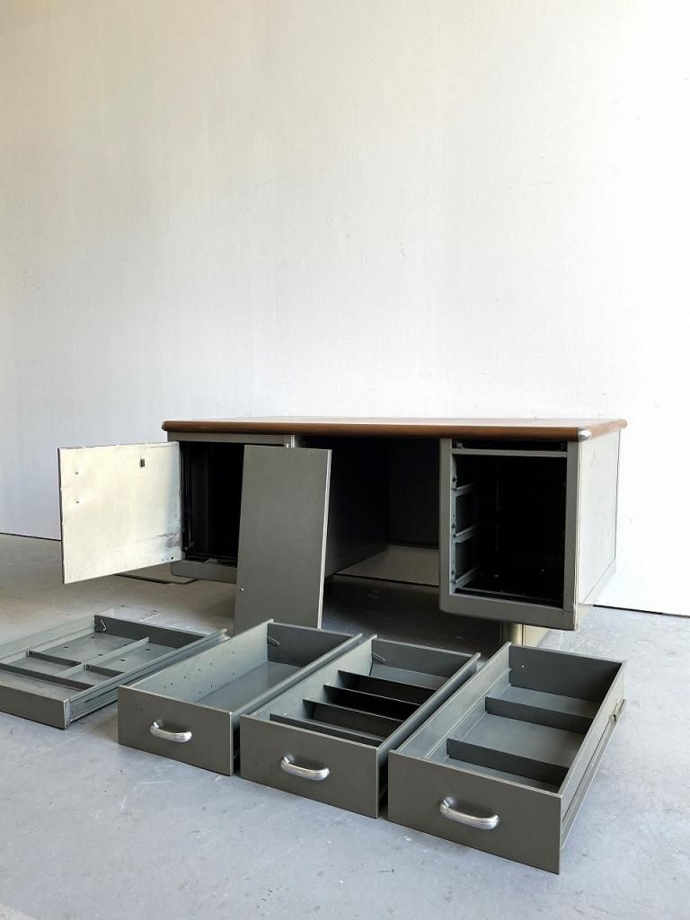 1950-60's ヴィンテージ ミッドセンチュリー スチール デスク