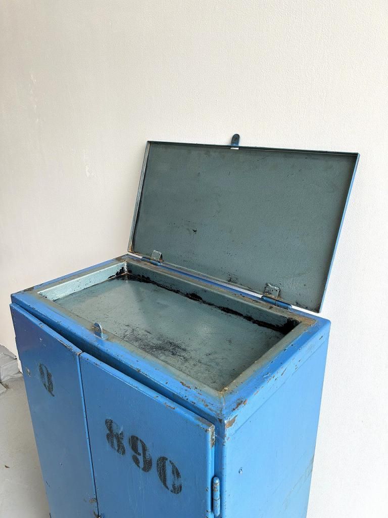 ヴィンテージ インダストリアル スチール キャビネット - アンティーク