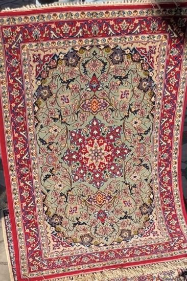 新しい絨毯/イラン・ナイン/ペルシャ絨毯約126×88cm - 手織り絨毯