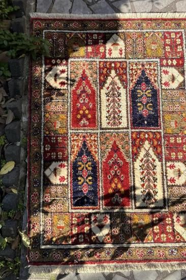 新しい絨毯/トルコ・トカット/ヘレケ絨毯/チェシュミブルブル柄約191