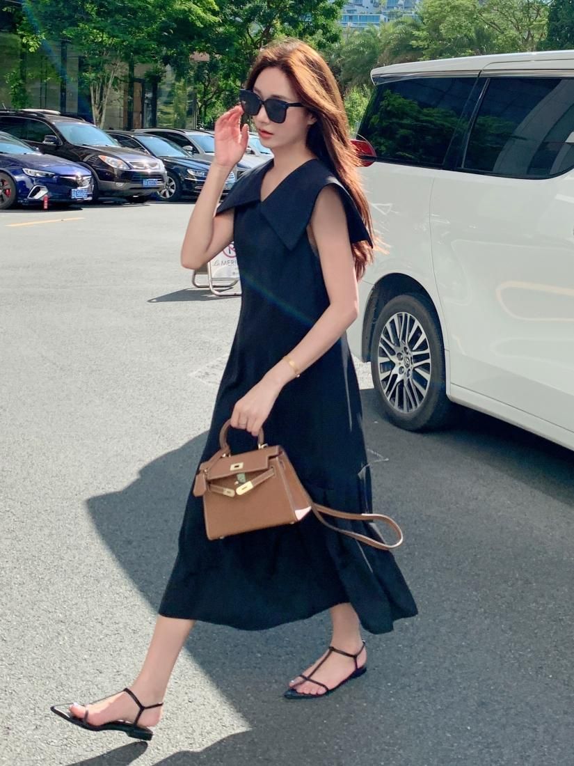 Square big collar Dress - BIRTHDAY BASH