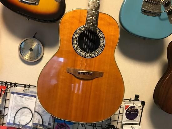 OVATION 1112 81年製のUSAオベーションアコースティックモデルです