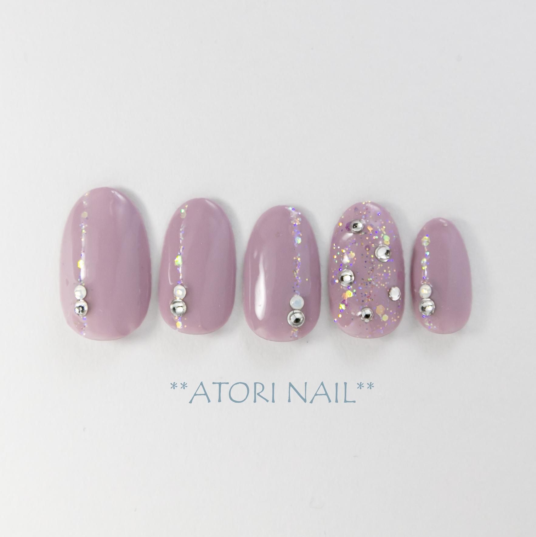 ラメとストーンのワンカラー大人ネイル - オーダーネイルチップ専門店