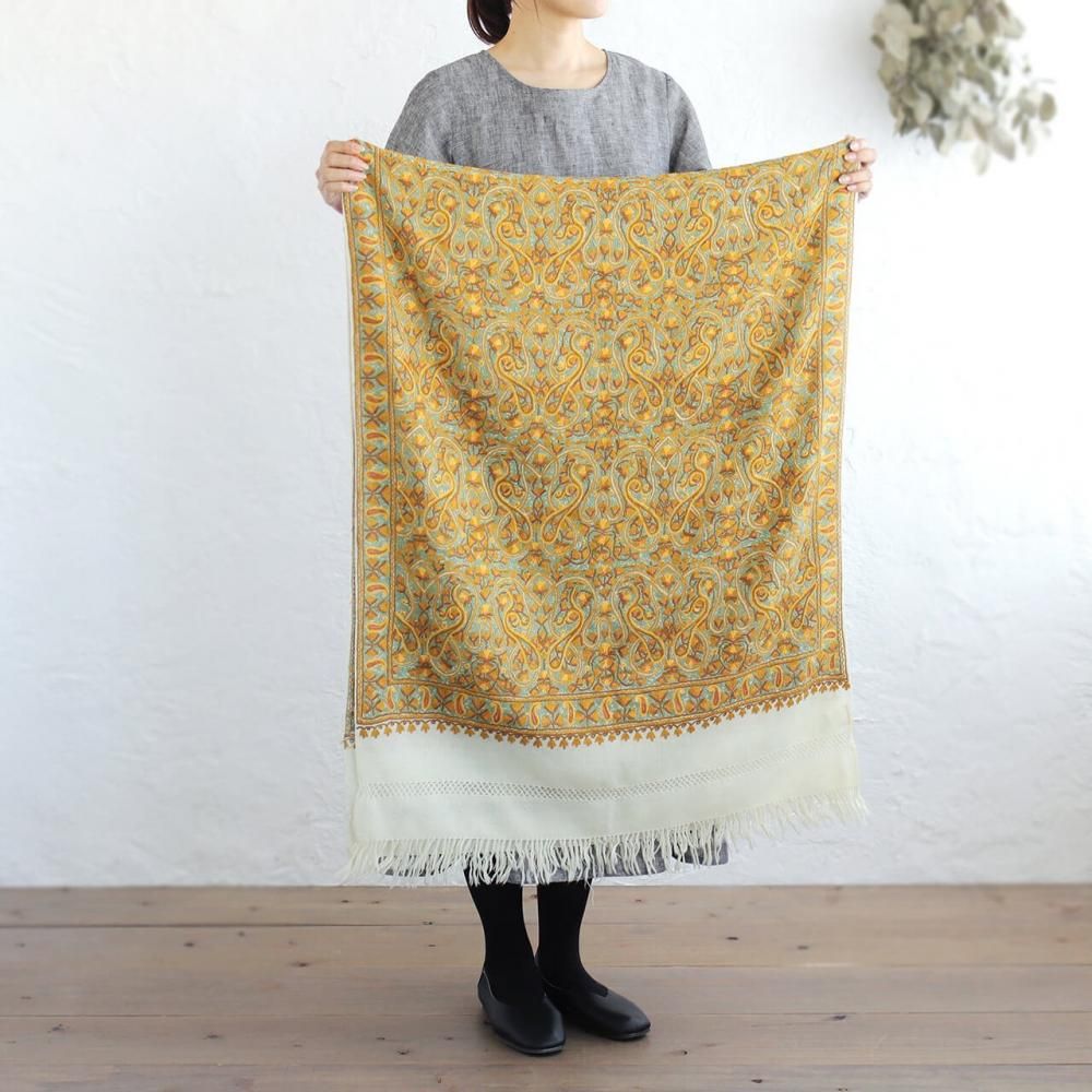 カシミール刺繍ストール | オフホワイト | 手刺繍 - アジアの手仕事