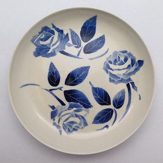 ギャラリー】染付花文様皿 ～バラ～ - ウツワトエツケ ギャラリーショップ